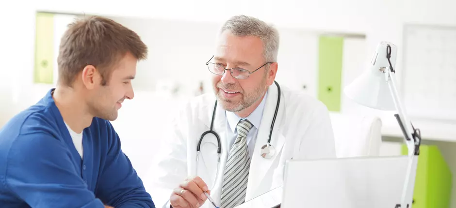 Los hombres también deben hacerse chequeos médicos periódicos