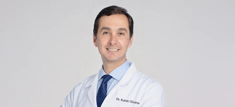 Experto en cánceres urológicos de Cleveland Clinic se incorpora a Clínica UANDES como jefe de Cirugía Robótica