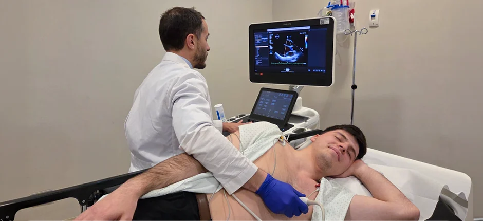 ¿Qué es un ecocardiograma y para qué sirve este examen?