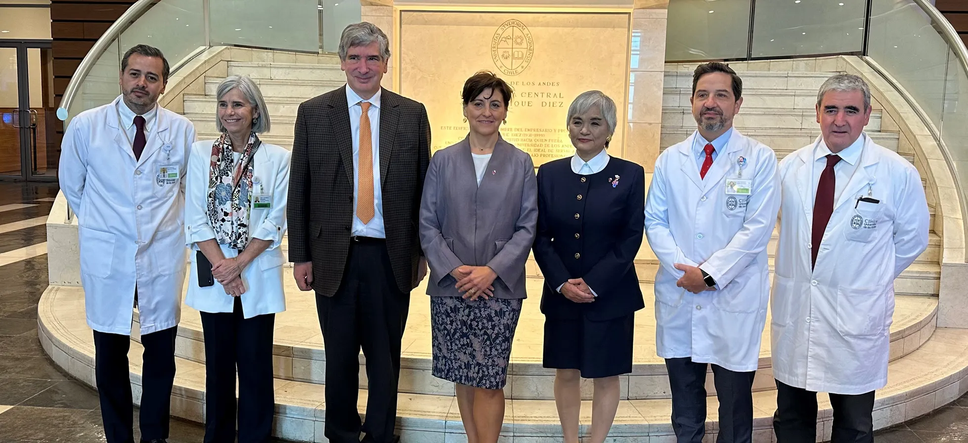 Alianza entre Clínica Universidad de los Andes y la Universidad de Kyoto para el avance en el tratamiento del cáncer de colon